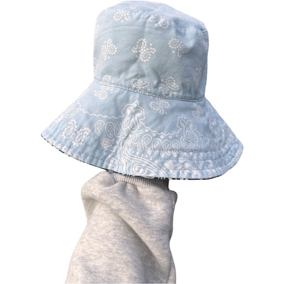 Free People Navy Paisley Bucket Hat (reversible!!) - Picture 3 of 8